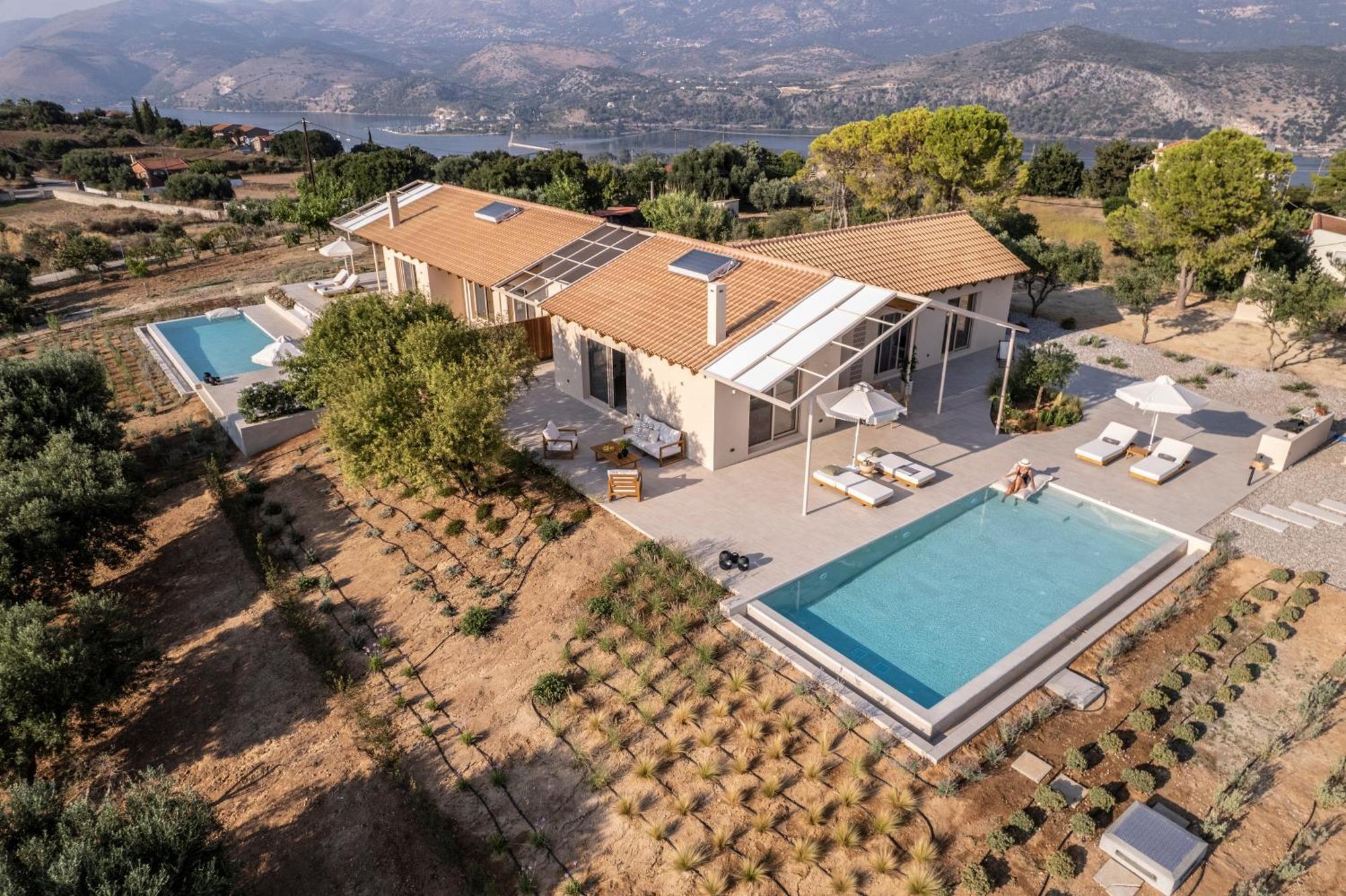 Avertosia Luxury Villas 阿尔戈斯托利翁 外观 照片