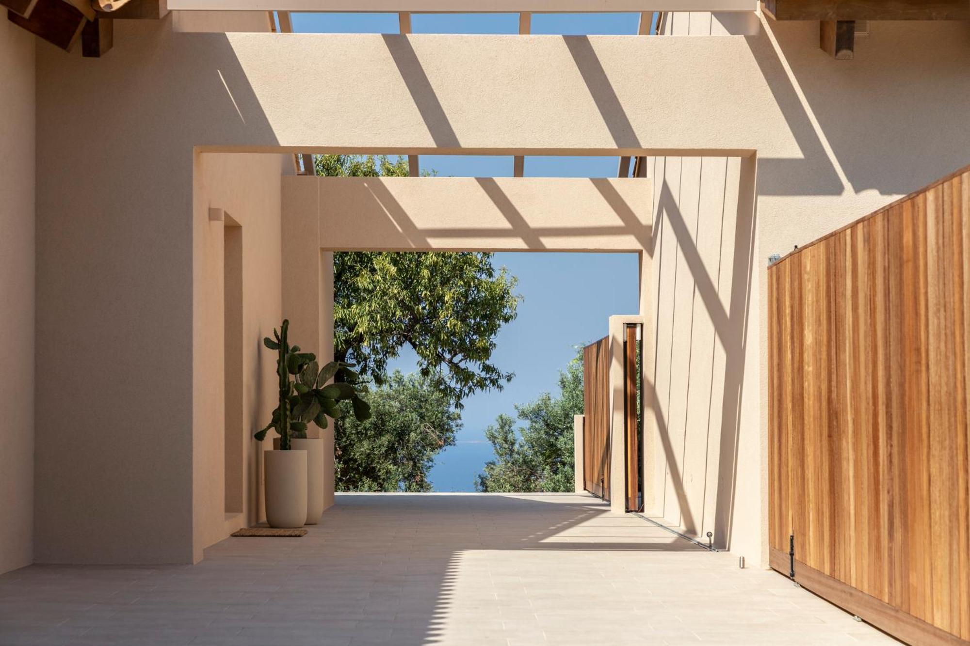 Avertosia Luxury Villas 阿尔戈斯托利翁 外观 照片
