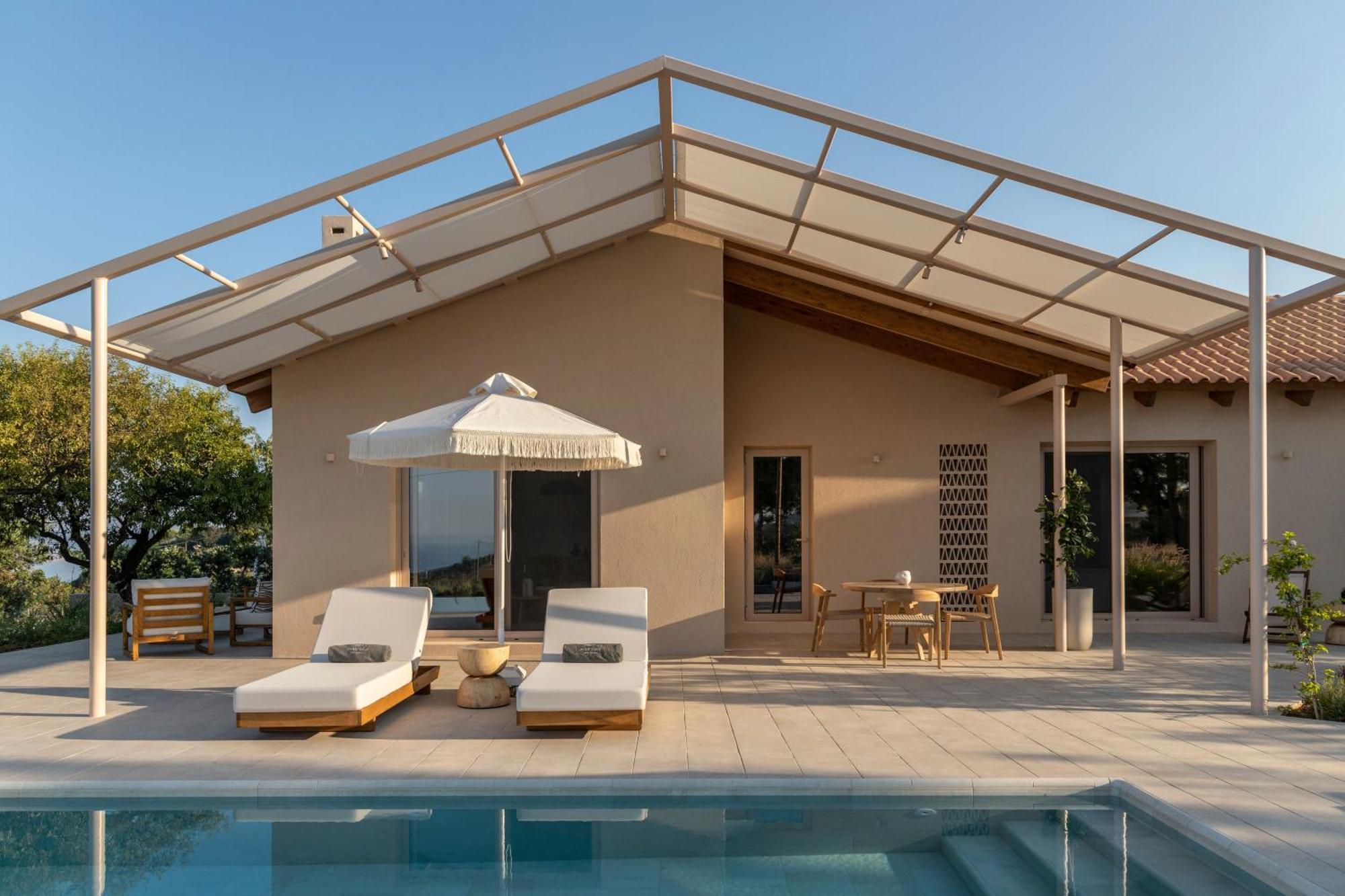 Avertosia Luxury Villas 阿尔戈斯托利翁 外观 照片