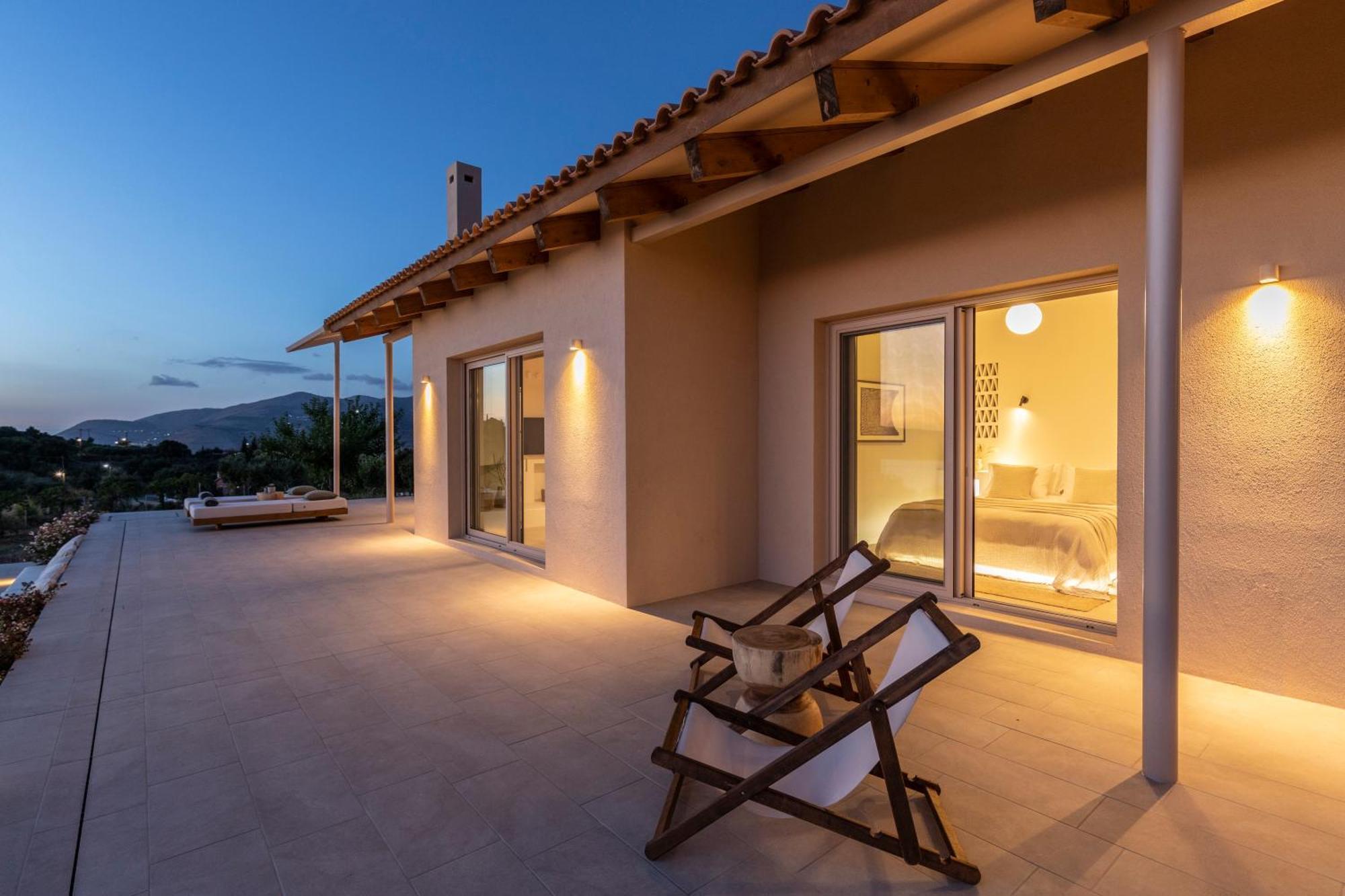 Avertosia Luxury Villas 阿尔戈斯托利翁 外观 照片